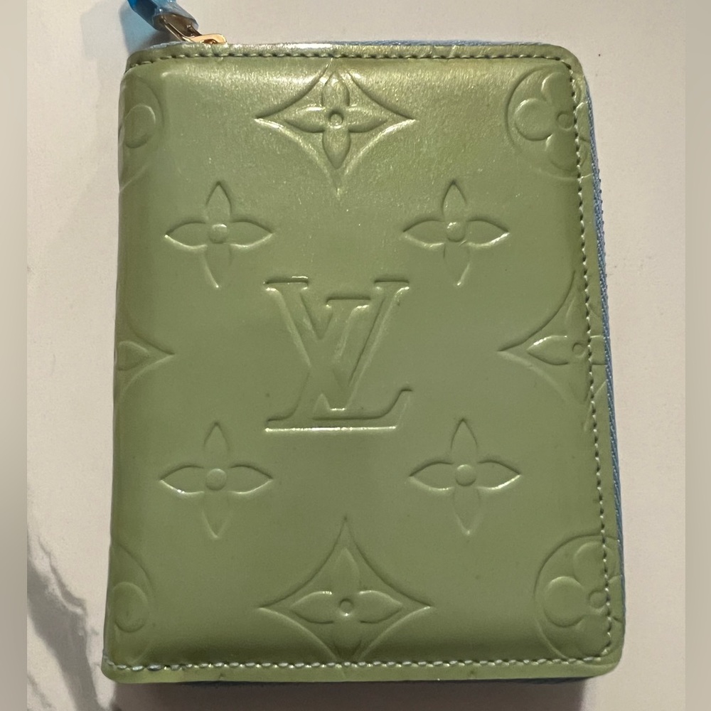 COPY - Louis Vuitton Vernis Zippy Coin/Wallet